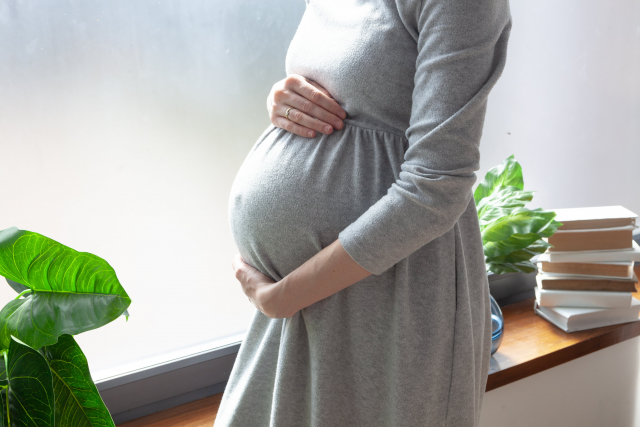 双子妊娠のお腹は妊娠20週で臨月の大きさ！大きなお腹と上手に付き合う方法